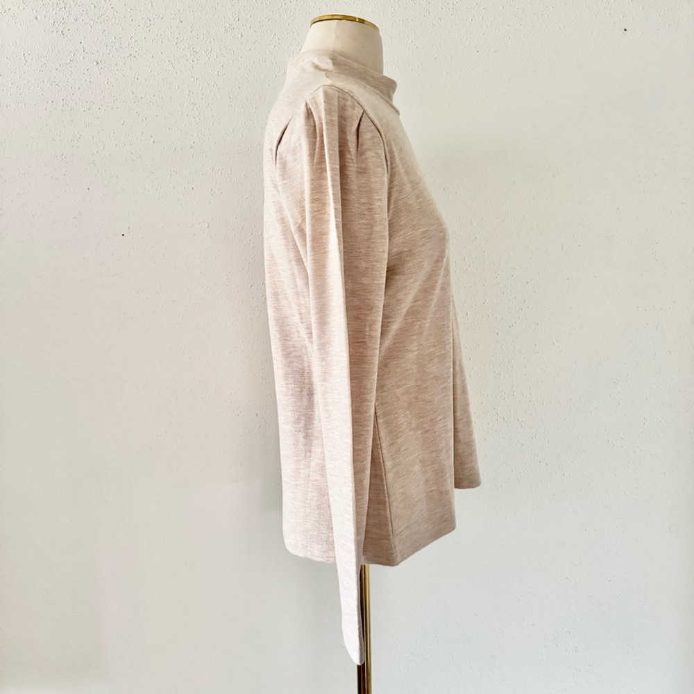 New WHBM Puff Long Sleeve Mock Neck Snit Jersey Top Beige Women's Size Medium M - Picture 4 of 6